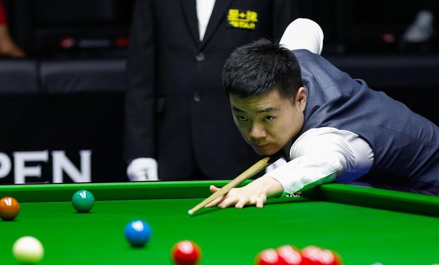 的前七场比 的前七场比